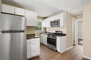 9421 Chester Ave, Woodson Terrace, MO 63114 - Photo 11