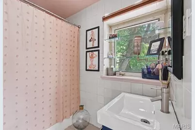 6601 Sutherland Avenue, Saint Louis, MO 63109 - Photo 17