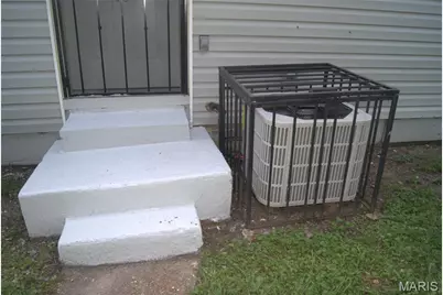 6330 Washington Avenue, Saint Louis, MO 63134 - Photo 9