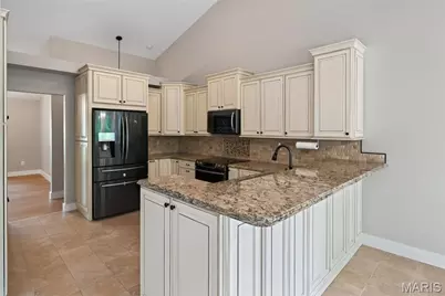 1527 Ridge Hill Court, Dardenne Prairie, MO 63368 - Photo 7