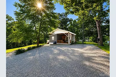 8895 Victoria Ln, French Village, MO 63036 - Photo 15