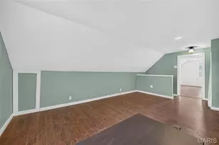 608 Ellwine Dr, Saint Louis, MO 63125 - Photo 37