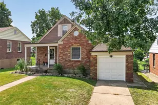 608 Ellwine Dr, Saint Louis, MO 63125 - Photo 7