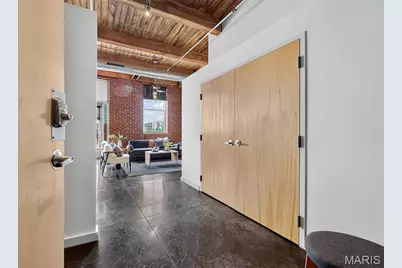 721 N 17th #202, Saint Louis, MO 63103 - Photo 3