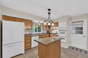 14649 Baratton Dr, Florissant, MO 63034 - Photo 7