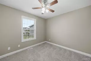 454 Honeysuckle Creek Dr, Wentzville, MO 63385 - Photo 15