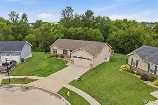 454 Honeysuckle Creek Dr, Wentzville, MO 63385 - Photo 29