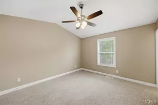 454 Honeysuckle Creek Dr, Wentzville, MO 63385 - Photo 17