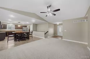 454 Honeysuckle Creek Dr, Wentzville, MO 63385 - Photo 7