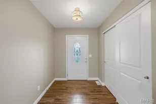 454 Honeysuckle Creek Dr, Wentzville, MO 63385 - Photo 5