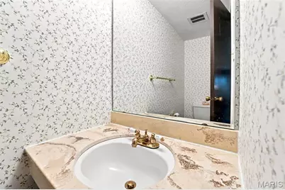 11138 Towering Pines Drive, Saint Louis, MO 63136 - Photo 7
