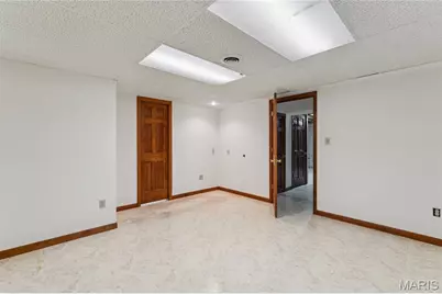 416 Loiselaine Drive, O'Fallon, MO 63366 - Photo 33