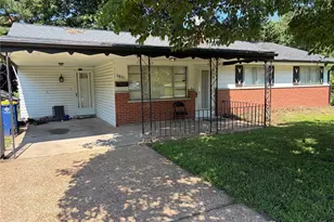 9801 Winn Dr, Woodson Terrace, MO 63134 - Photo 1