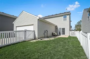 2018 Village Glen Dr, Wentzville, MO 63385 - Photo 39