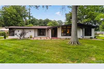 401 Andover Lane, Ballwin, MO 63011 - Photo 3
