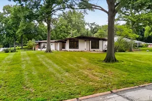 401 Andover Ln, Ballwin, MO 63011 - Photo 51