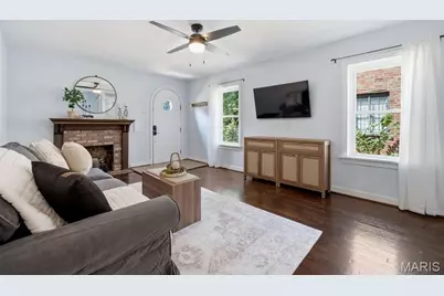 8781 Bridgeport Avenue, Saint Louis, MO 63144 - Photo 7