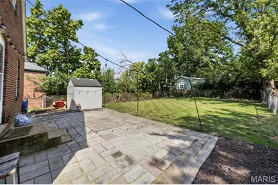 8781 Bridgeport Avenue, Saint Louis, MO 63144 - Photo 37