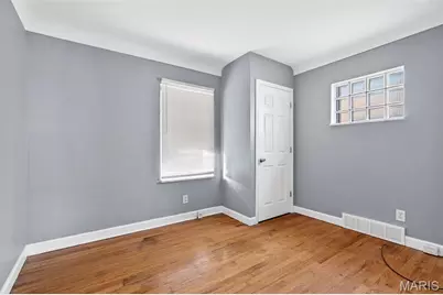 4605 Nelson Drive, Northwoods, MO 63121 - Photo 5