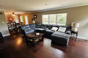 1842 Shadywood Ct, Chesterfield, MO 63017 - Photo 7
