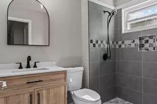 12045 Bridal Shire Ct, Saint Louis, MO 63146 - Photo 49