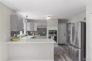 12045 Bridal Shire Ct, Saint Louis, MO 63146 - Photo 21
