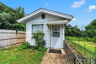 5512 Kerth Rd, Saint Louis, MO 63128 - Photo 23