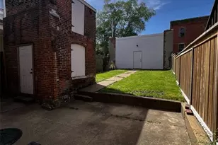 1917 S 11th St, Saint Louis, MO 63104 - Photo 19