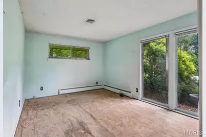 763 Questover Lane, Saint Louis, MO 63141 - Photo 15