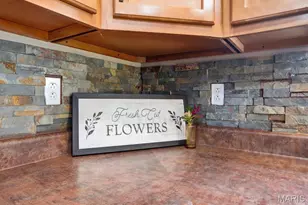 550 Crestfall Dr, Washington, MO 63090 - Photo 5