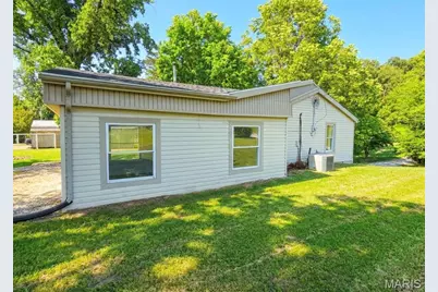 1703 D Street, Hannibal, MO 63401 - Photo 9