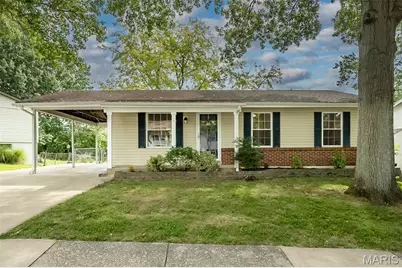 664 Greenhurst Court, Fenton, MO 63026 - Photo 1