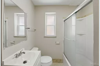 4555 Shenandoah Avenue, Saint Louis, MO 63110 - Photo 13