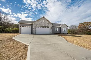 171 Sydnorville, Troy, MO 63379 - Photo 3