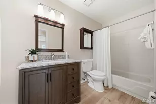 12 Miraclair Dr, Florissant, MO 63031 - Photo 23