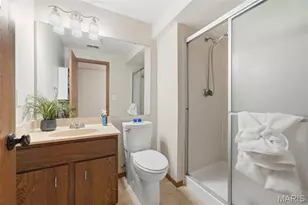 12 Miraclair Dr, Florissant, MO 63031 - Photo 31