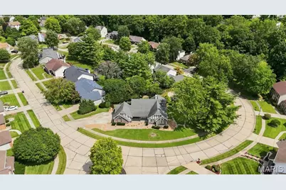 12 Miraclair Drive, Florissant, MO 63031 - Photo 37