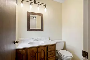 1341 Snapdragon Ct, Saint Louis, MO 63146 - Photo 11