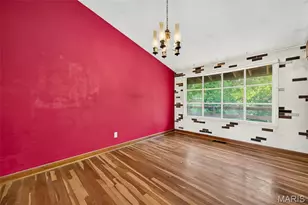 11104 Schuetz Rd, Saint Louis, MO 63146 - Photo 9