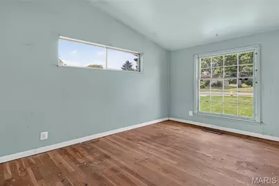 11104 Schuetz Road, Saint Louis, MO 63146 - Photo 19