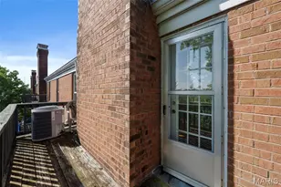 10358 Chimney Rock Dr, Saint Louis, MO 63146 - Photo 13