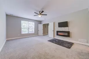 1039 Silo Bend Dr, Wentzville, MO 63385 - Photo 23