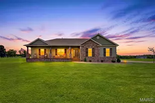 2 Condor Ridge Ct, Silex, MO 63377 - Photo 1
