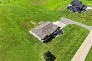 2 Condor Ridge Ct, Silex, MO 63377 - Photo 5