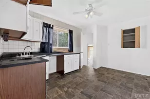 9120 Harold Dr, Saint Louis, MO 63134 - Photo 13