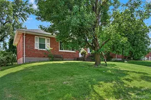 9120 Harold Dr, Saint Louis, MO 63134 - Photo 3