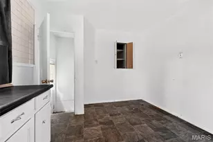9120 Harold Dr, Saint Louis, MO 63134 - Photo 15