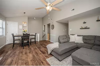1450 Bluebird Terrace, Brentwood, MO 63144 - Photo 9