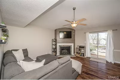 1450 Bluebird Terrace, Brentwood, MO 63144 - Photo 7