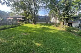 8532 Jenny Dr, Saint Louis, MO 63121 - Photo 15